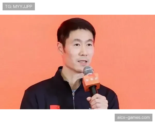 王励勤退役后住上海老小区，邻居说他每天六点拎菜篮子买菜